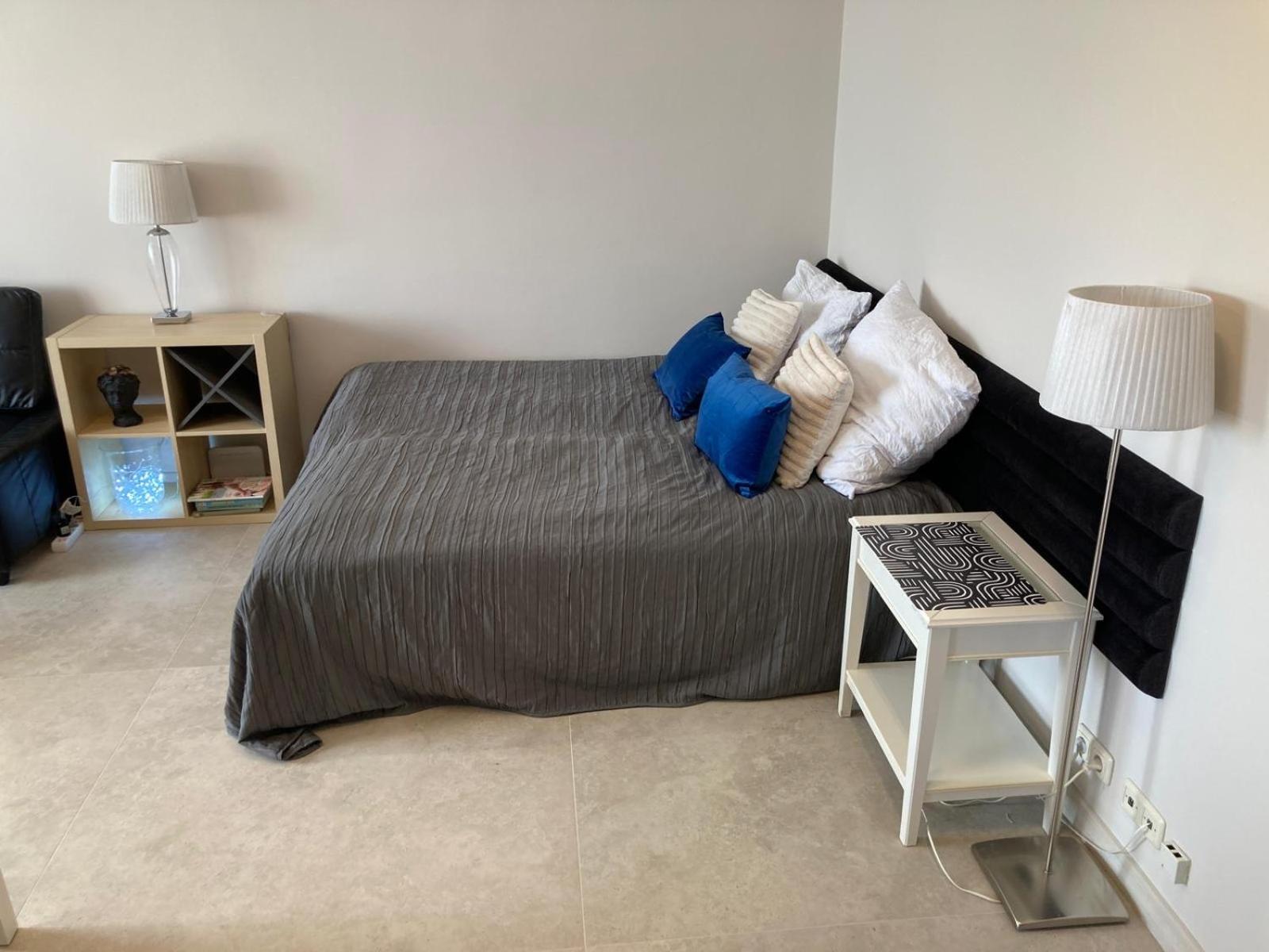 4 Apartment