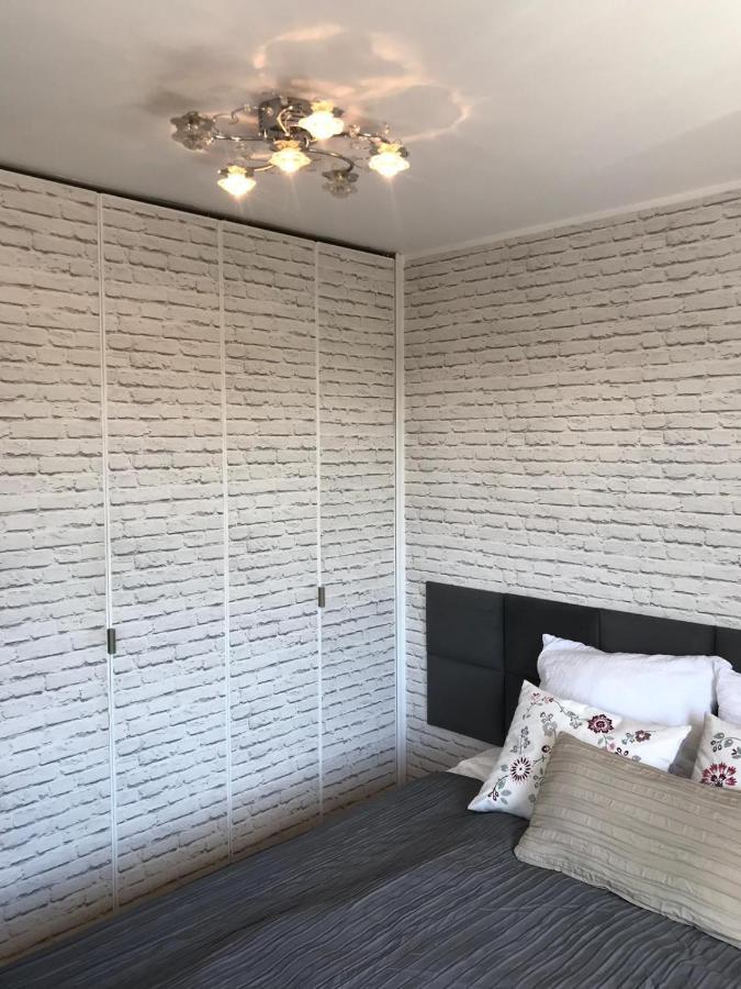 Apartment 4